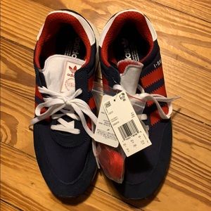 Adidas Boost I-5923 Shoe